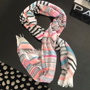 Scarf Women’s Winter Fashion